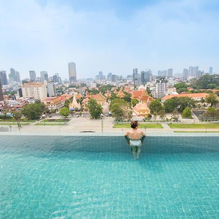 Glow Park Hotel Grand Royal Palace 프놈펜 외부 사진